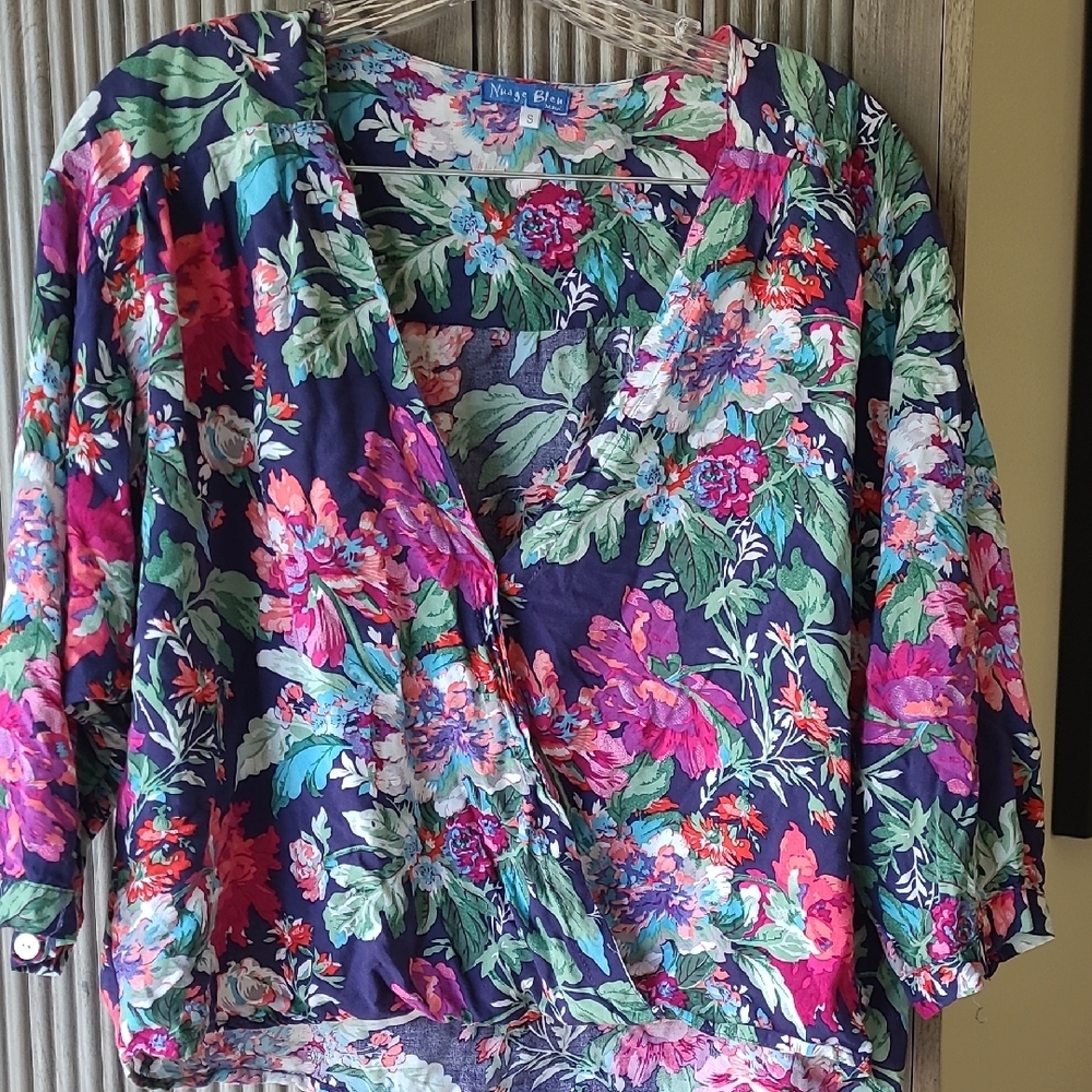 Nuage Bleu Maui Wrap Blouse Pink and Red 3/4 Sleeve